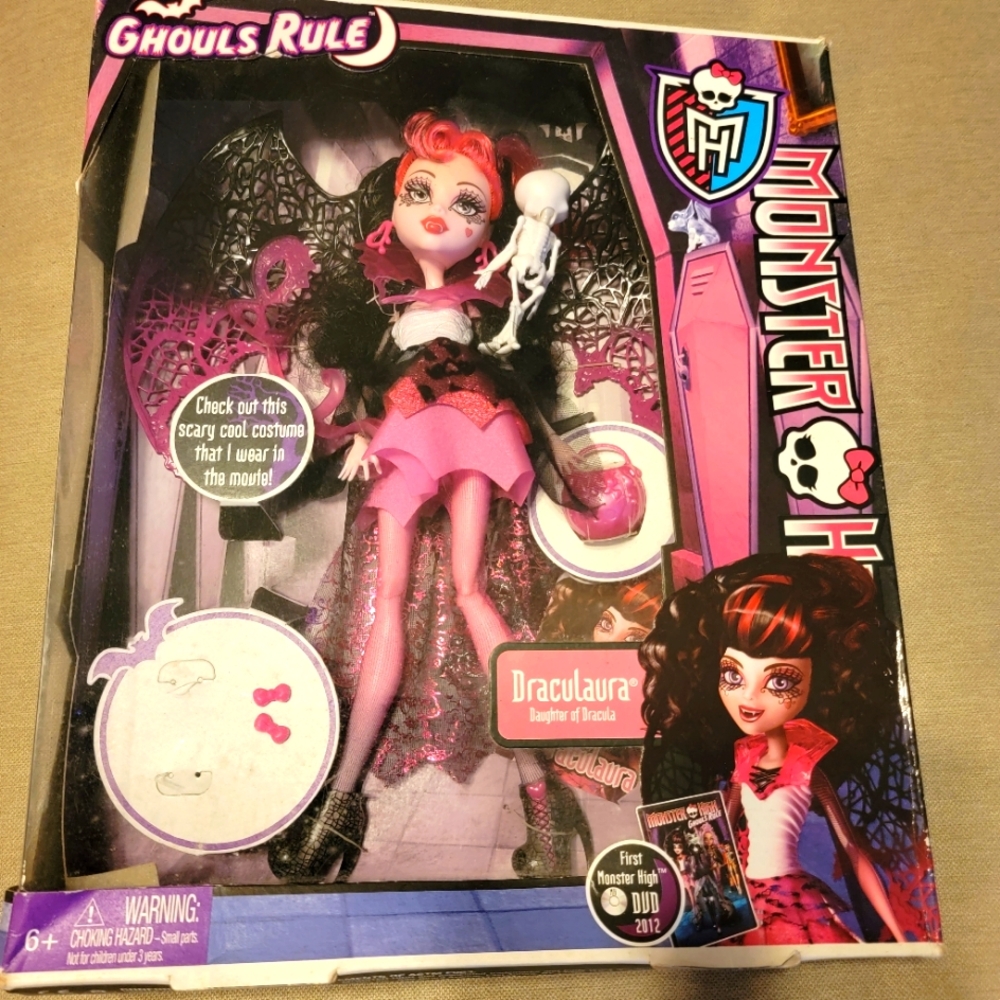 2012 Monster High ghouls rule doll